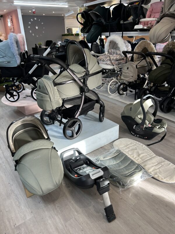 Egg 2 pram bundle in seagrass